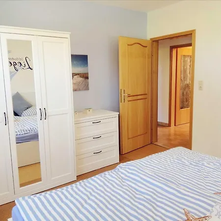 Friesenglueck Apartment *